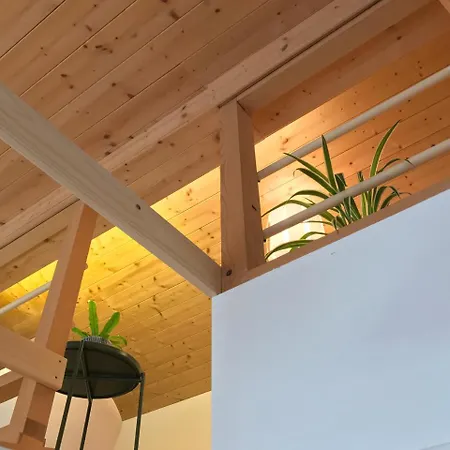 Mountaintop Apartment *
